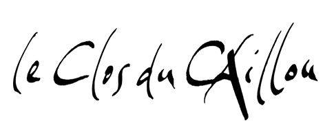 Le Clos du caillou, 17 hectares de vignes, sur des terroirs exceptionnels, offrants de grands vins, riches et soyeux.